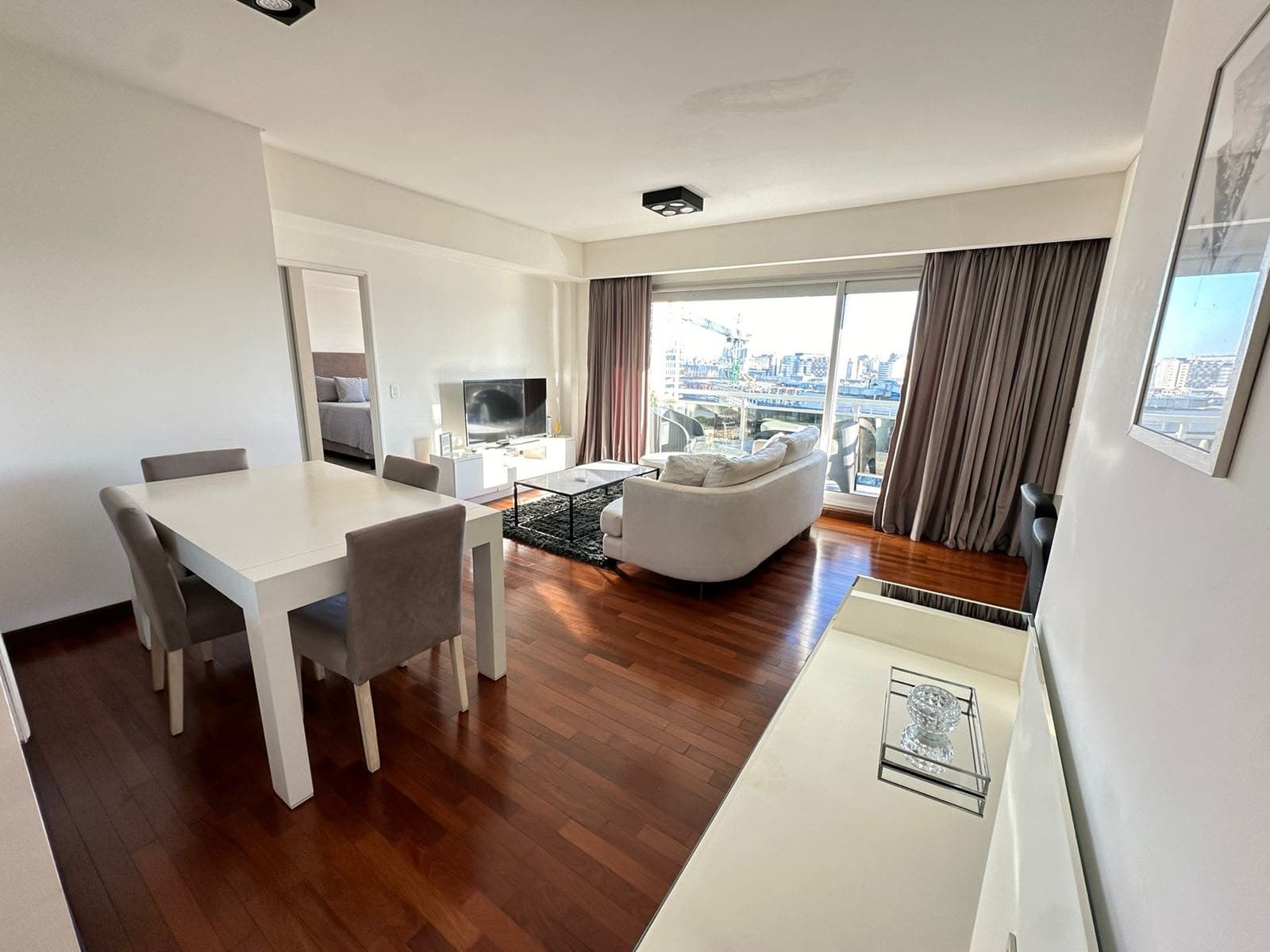 Departamento 2 ambientes en Puerto Madero - foto 1