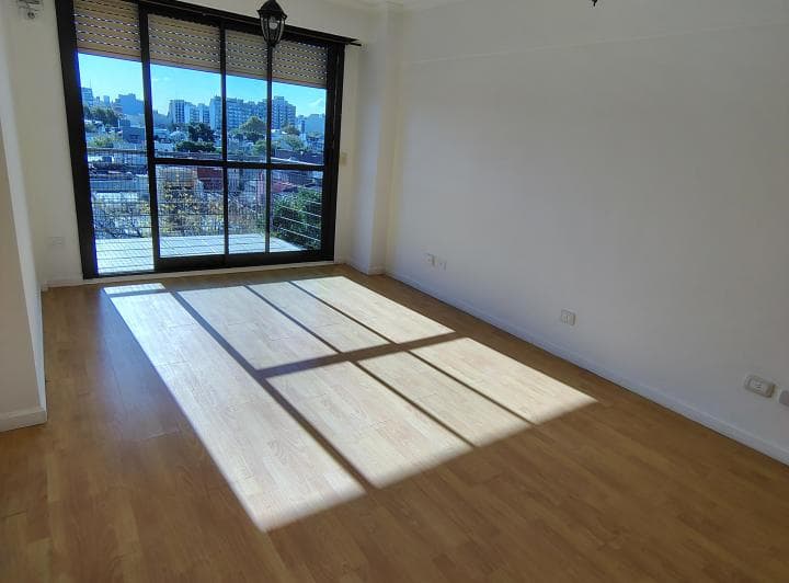 Departamento 2 ambientes en Villa Pueyrredon - foto 1